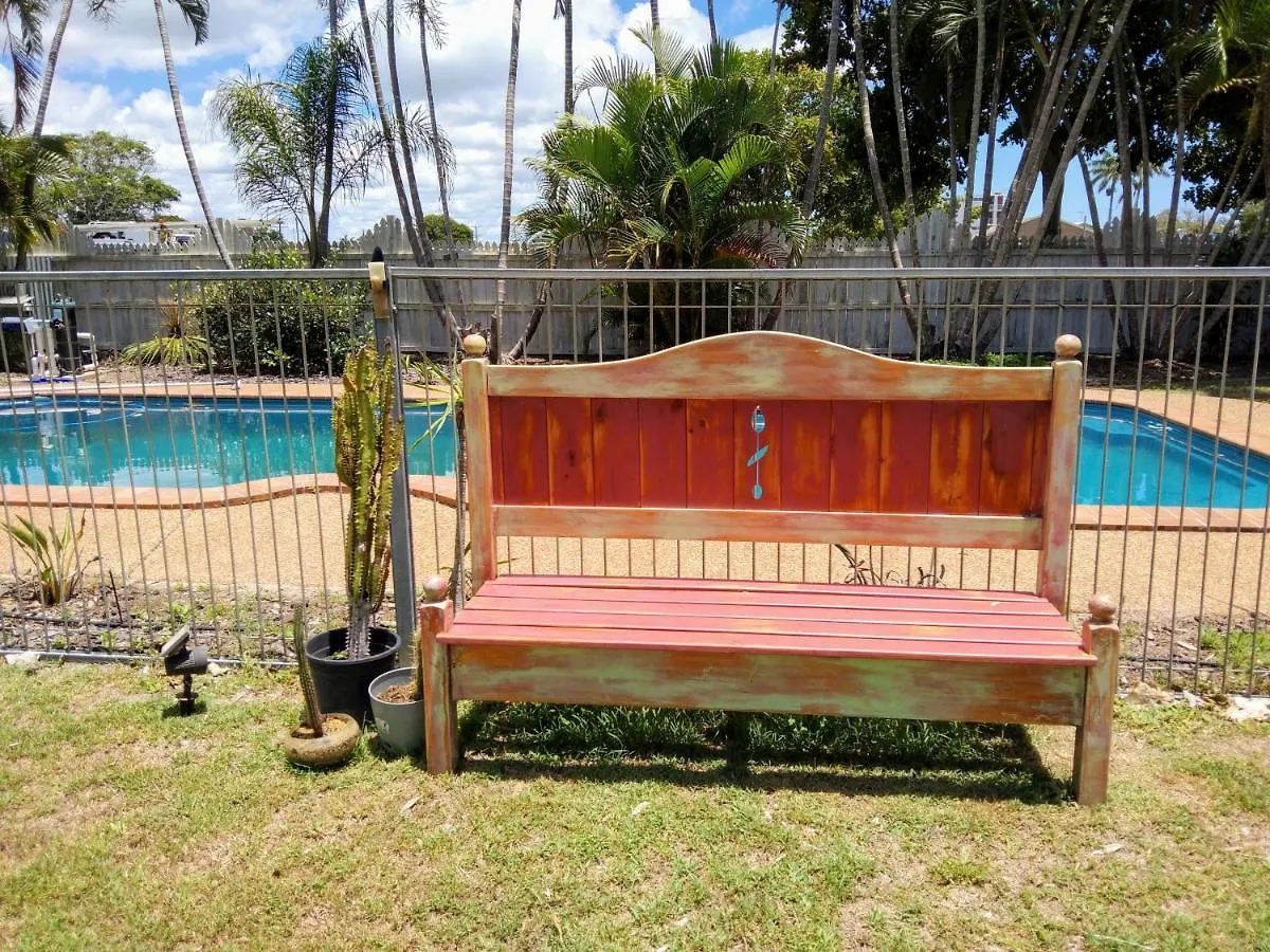 Motel Bargara Beach Motor Inn Budget Accommodation Pet Friendly On Application